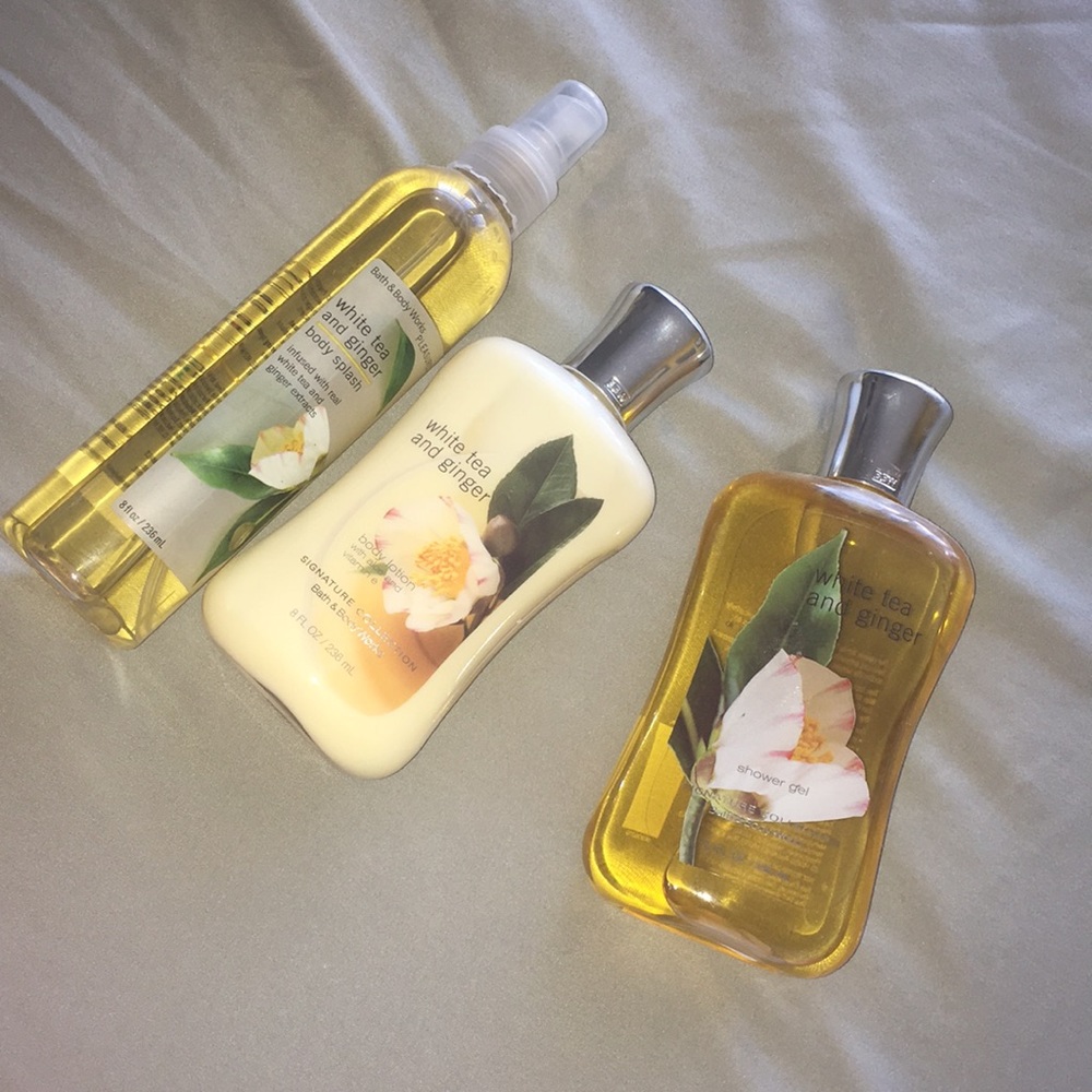 bath and body works “White tea and Ginger” set!!